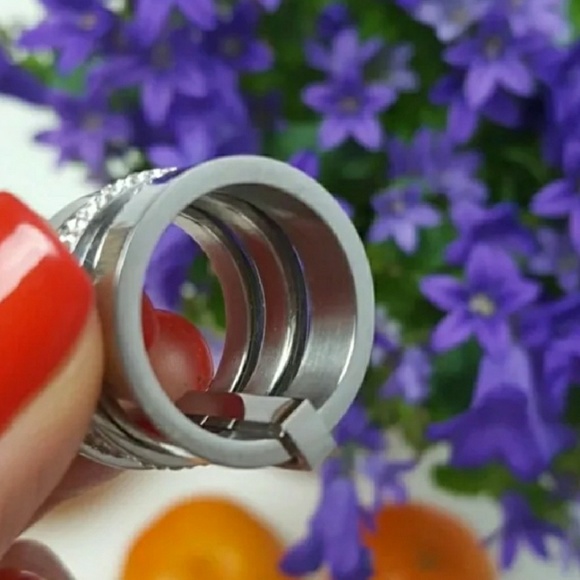 NWT Stainless Steel Ring Size 6 - Picture 8 of 8